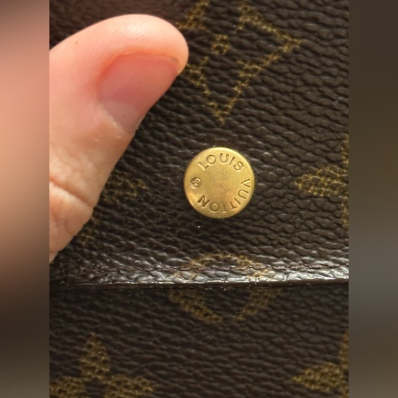 Women’s wallet - Picture 2 of 4